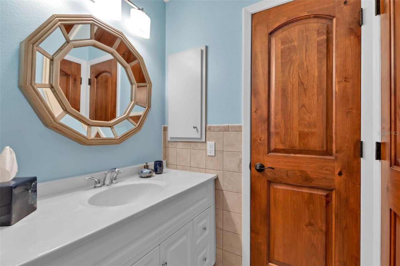 3406 Avenida Madera, Unit B, Bradenton, FL 34210 Photo