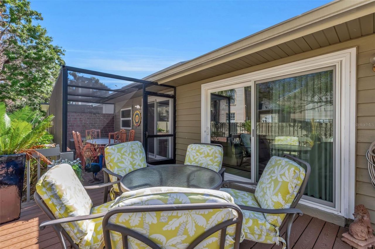 3406 Avenida Madera, Unit B, Bradenton, FL 34210 Photo