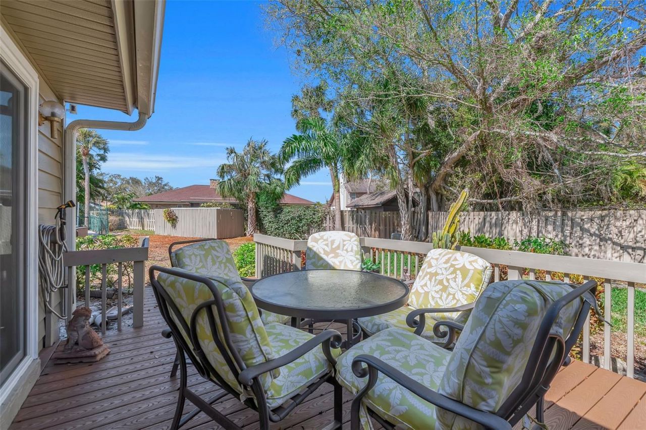 3406 Avenida Madera, Unit B, Bradenton, FL 34210 Photo