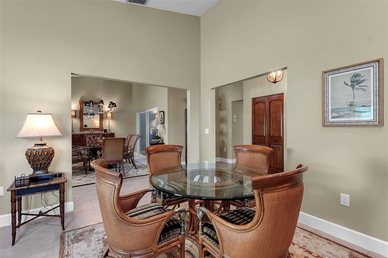 3406 Avenida Madera, Unit B, Bradenton, FL 34210 Photo