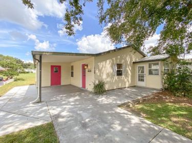1729 LAUREN LANE, THE VILLAGES, FL 32159