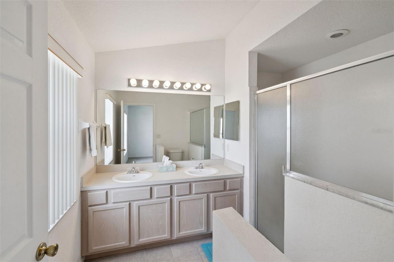 921 Oxford Drive, Davenport, FL 33897 Photo