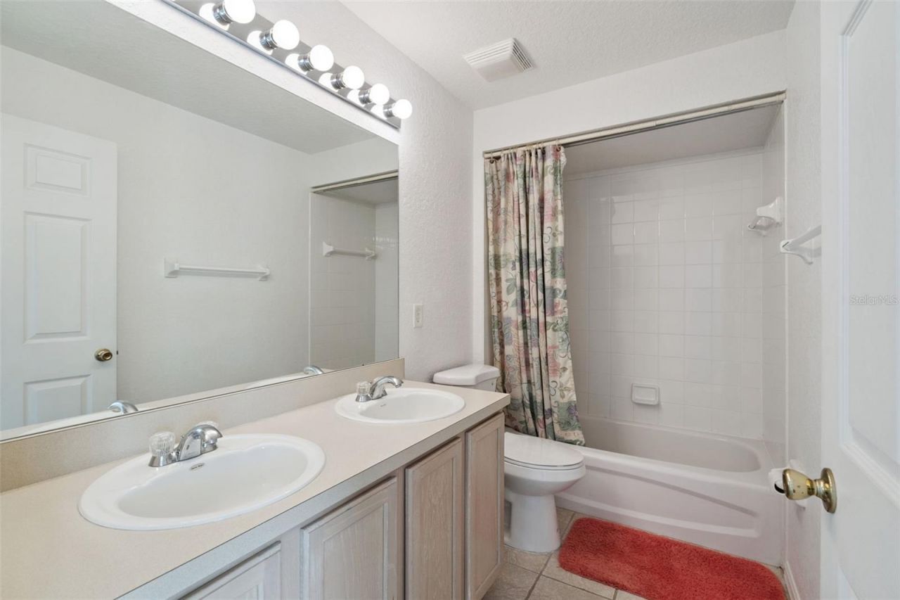 921 Oxford Drive, Davenport, FL 33897 Photo