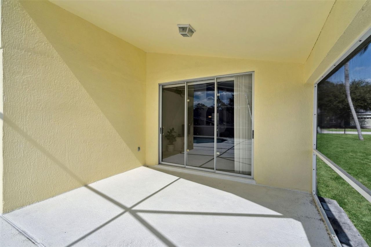 921 Oxford Drive, Davenport, FL 33897 Photo