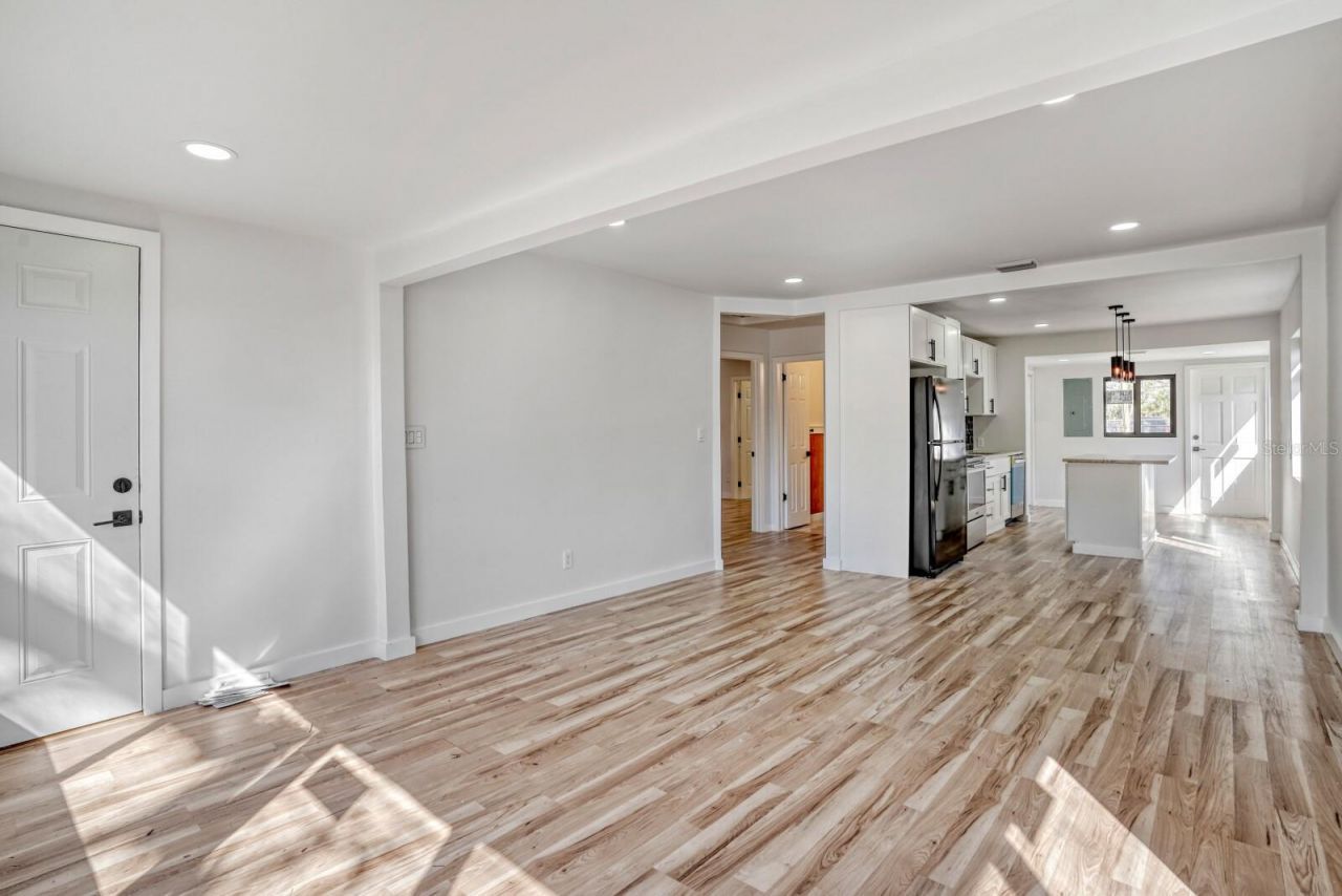 711 19th Avenue S, Saint Petersburg, FL 33705 Photo