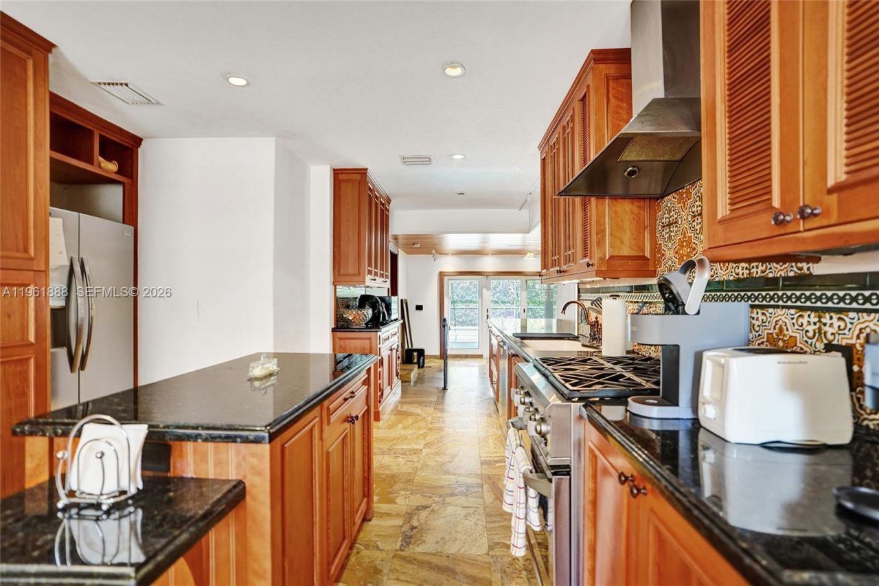 1247 NE 101st St, Miami Shores, FL 33138 Photo