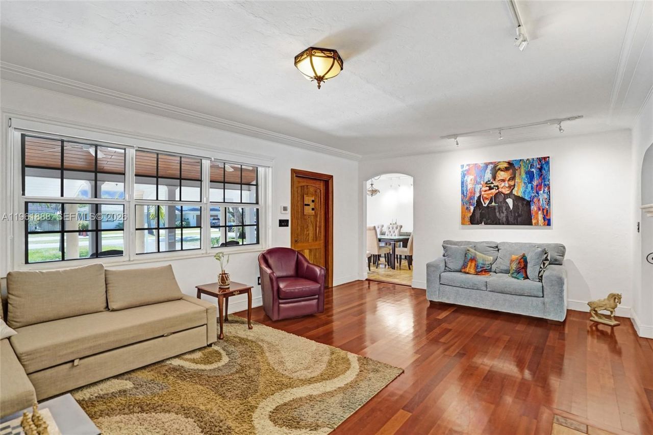 1247 NE 101st St, Miami Shores, FL 33138 Photo