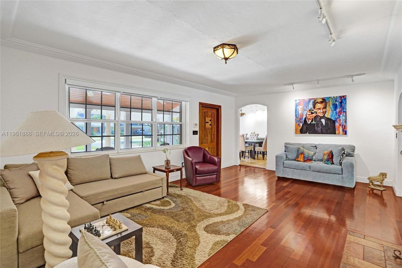1247 NE 101st St, Miami Shores, FL 33138 Photo