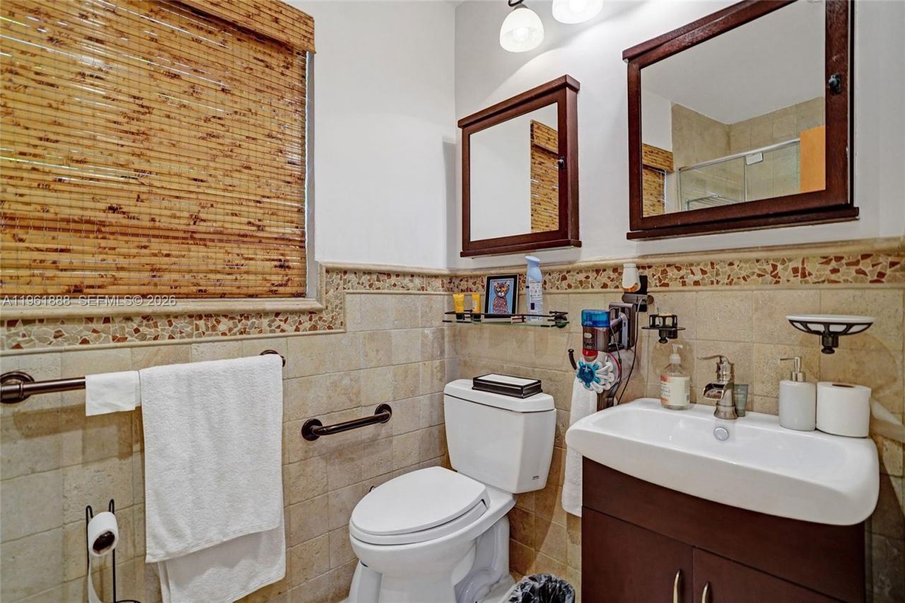 1247 NE 101st St, Miami Shores, FL 33138 Photo