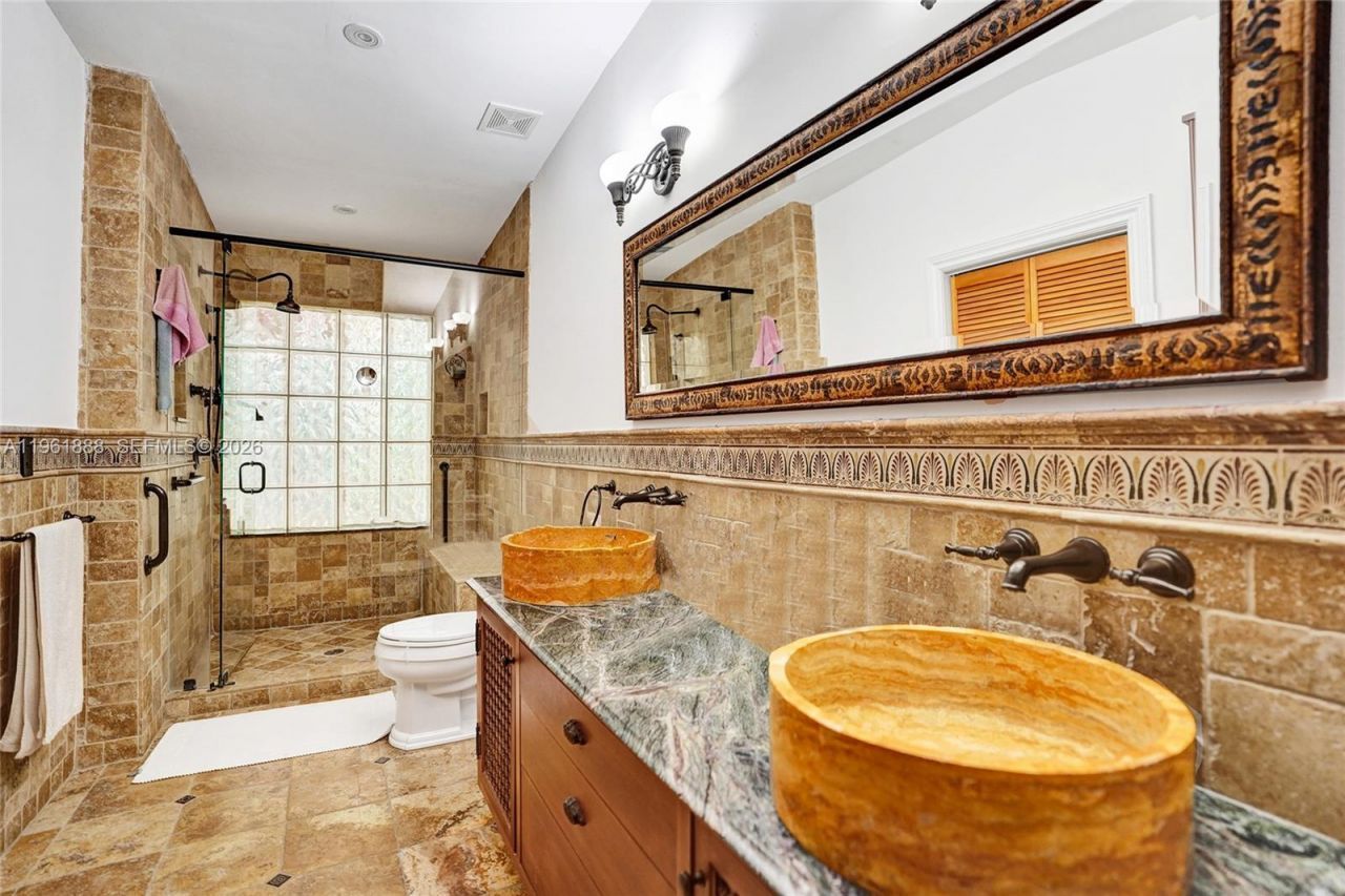 1247 NE 101st St, Miami Shores, FL 33138 Photo