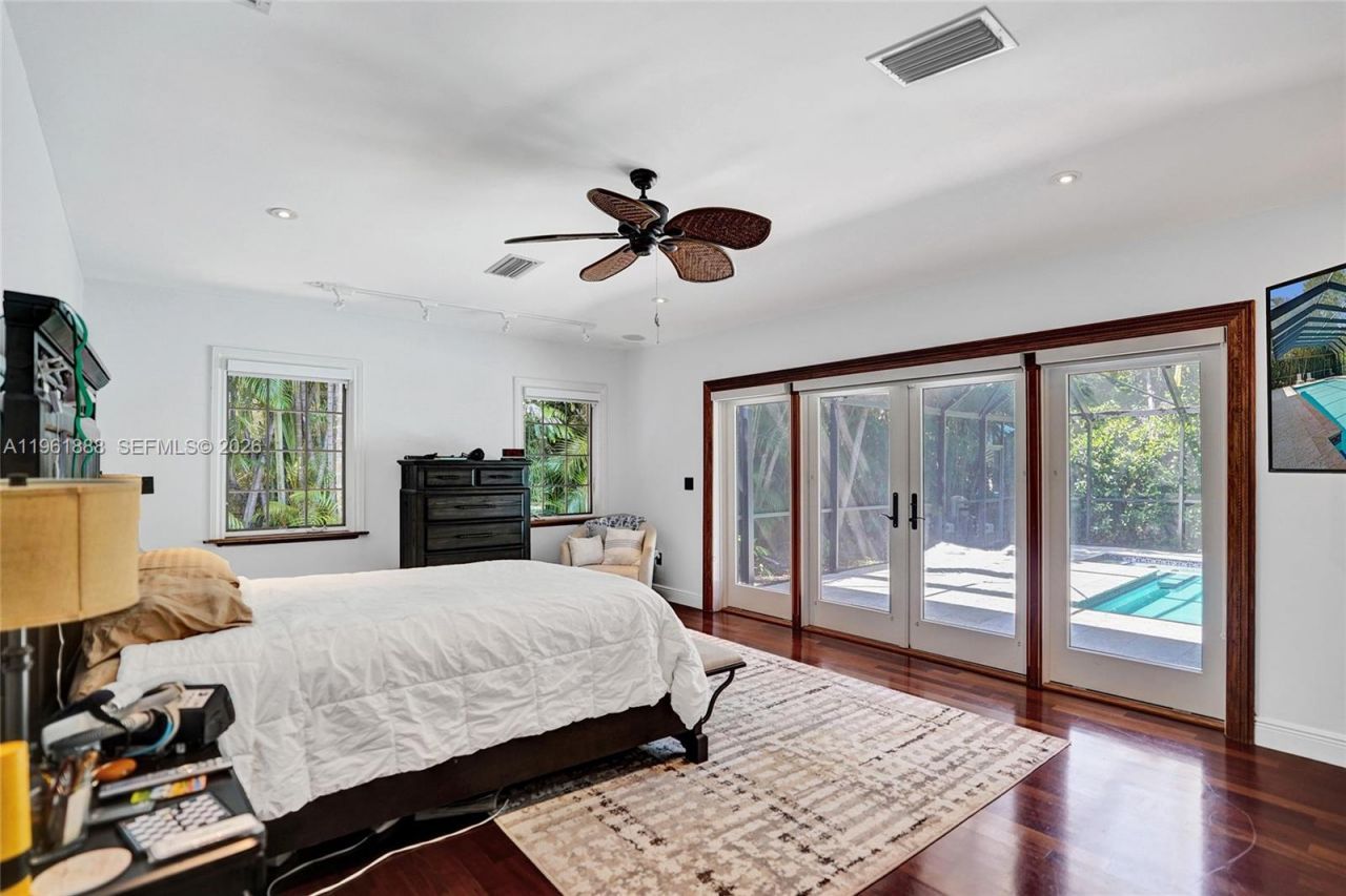 1247 NE 101st St, Miami Shores, FL 33138 Photo