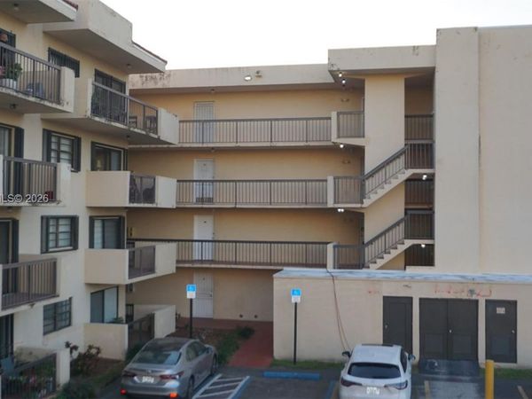 995 SW 84th Ave , Unit 218, Miami, FL 33144