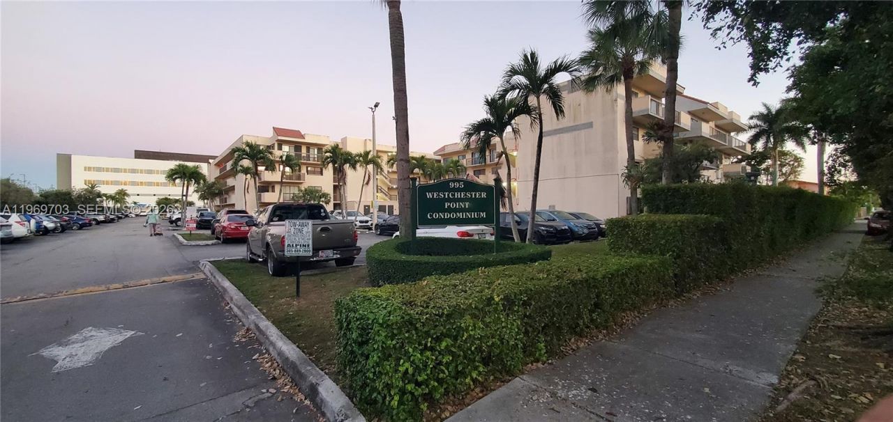 995 SW 84th Ave , Unit 218, Miami, FL 33144 Photo