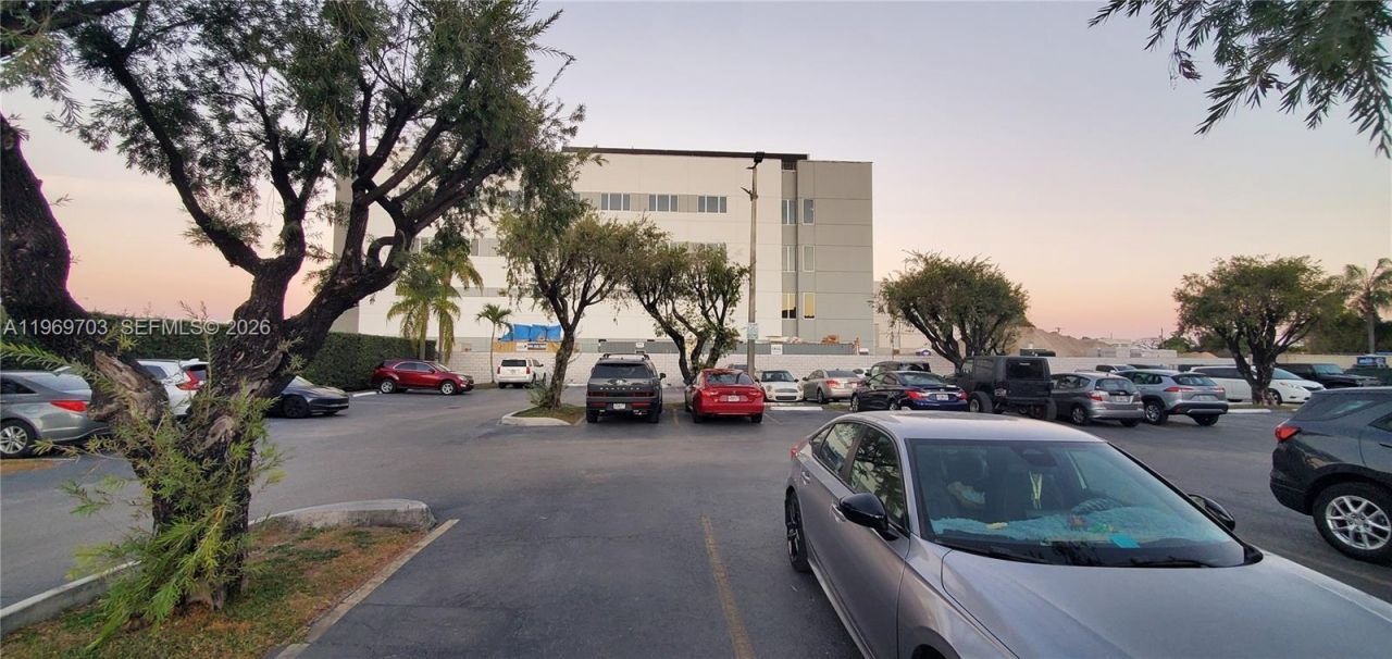995 SW 84th Ave, Unit 218, Miami, FL 33144 Photo