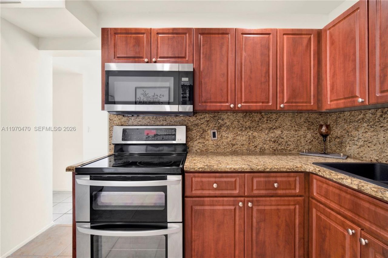 7747 SW 86th St, Unit D-403, Miami, FL 33143 Photo