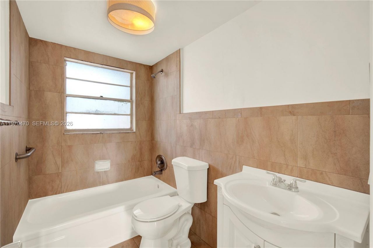 7747 SW 86th St, Unit D-403, Miami, FL 33143 Photo