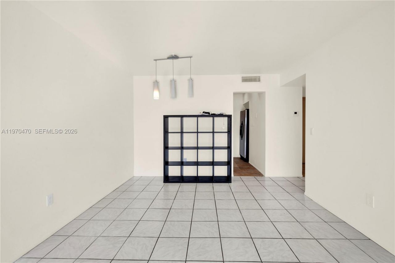 7747 SW 86th St, Unit D-403, Miami, FL 33143 Photo