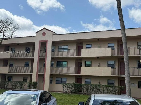 3396 Foxcroft Rd, Unit 113, Miramar, FL 33025