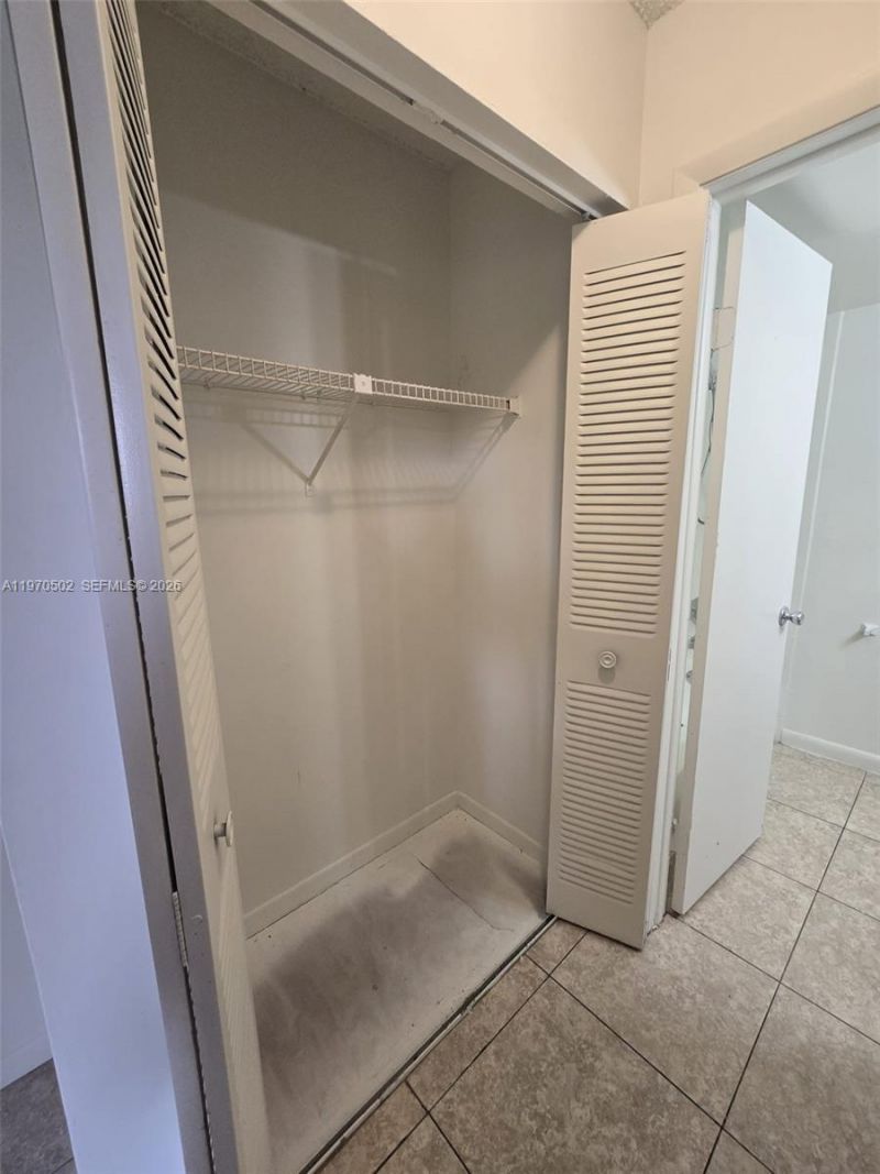 3396 Foxcroft Rd, Unit 113, Miramar, FL 33025 Photo