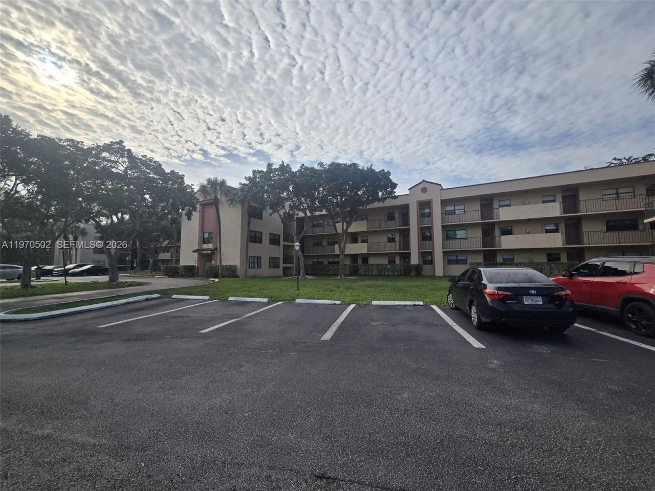 3396 Foxcroft Rd, Unit 113, Miramar, FL 33025 Photo