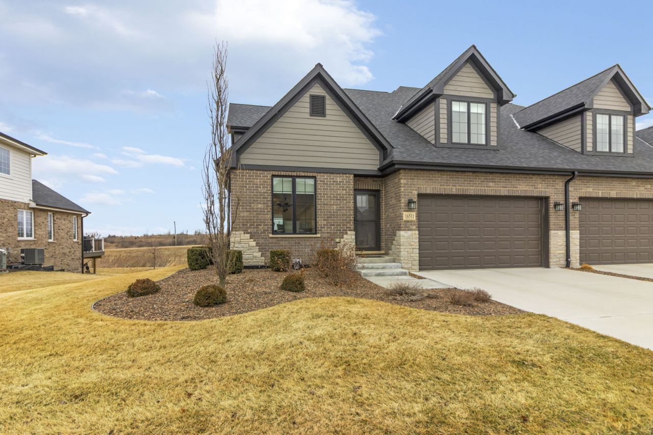 16511 Kayla Drive, Lemont, IL 60439 Main Photo