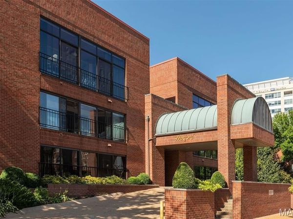 4554 Laclede Avenue , Unit 107, St Louis, MO 63108