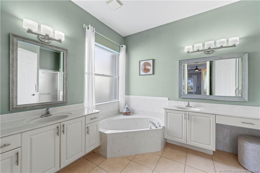 625 SW Long Key Court, Port Saint Lucie, FL 34986 Photo