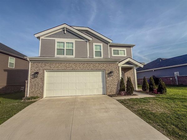 721 Kobus Street, Bowling Green, KY 42104