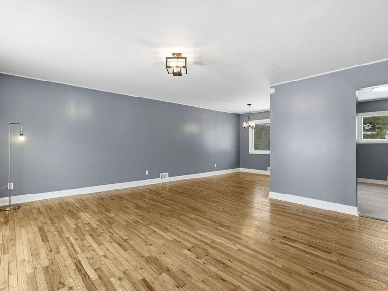 3042 Rightmire Boulevard , Columbus, OH 43221 Photo 9