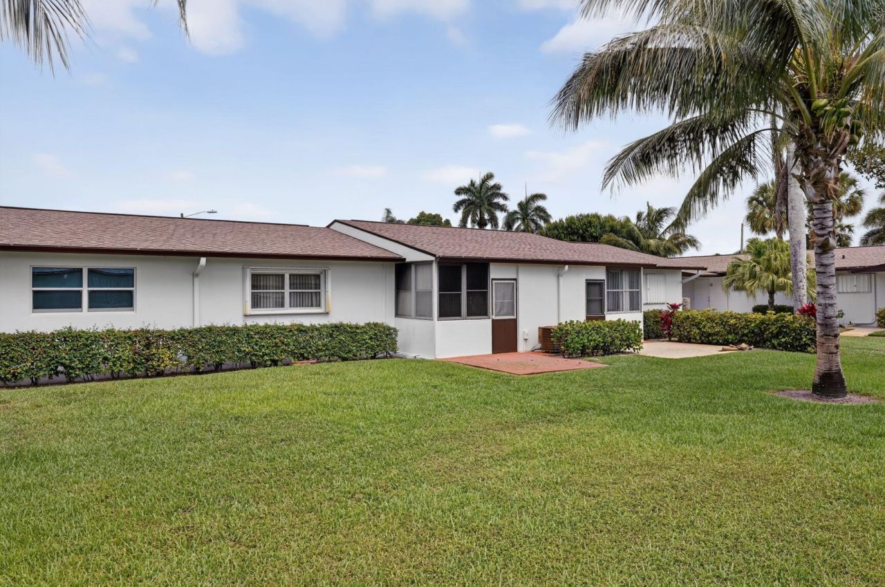 2965 Crosley Drive W, Unit B, West Palm Beach, FL 33415 Photo