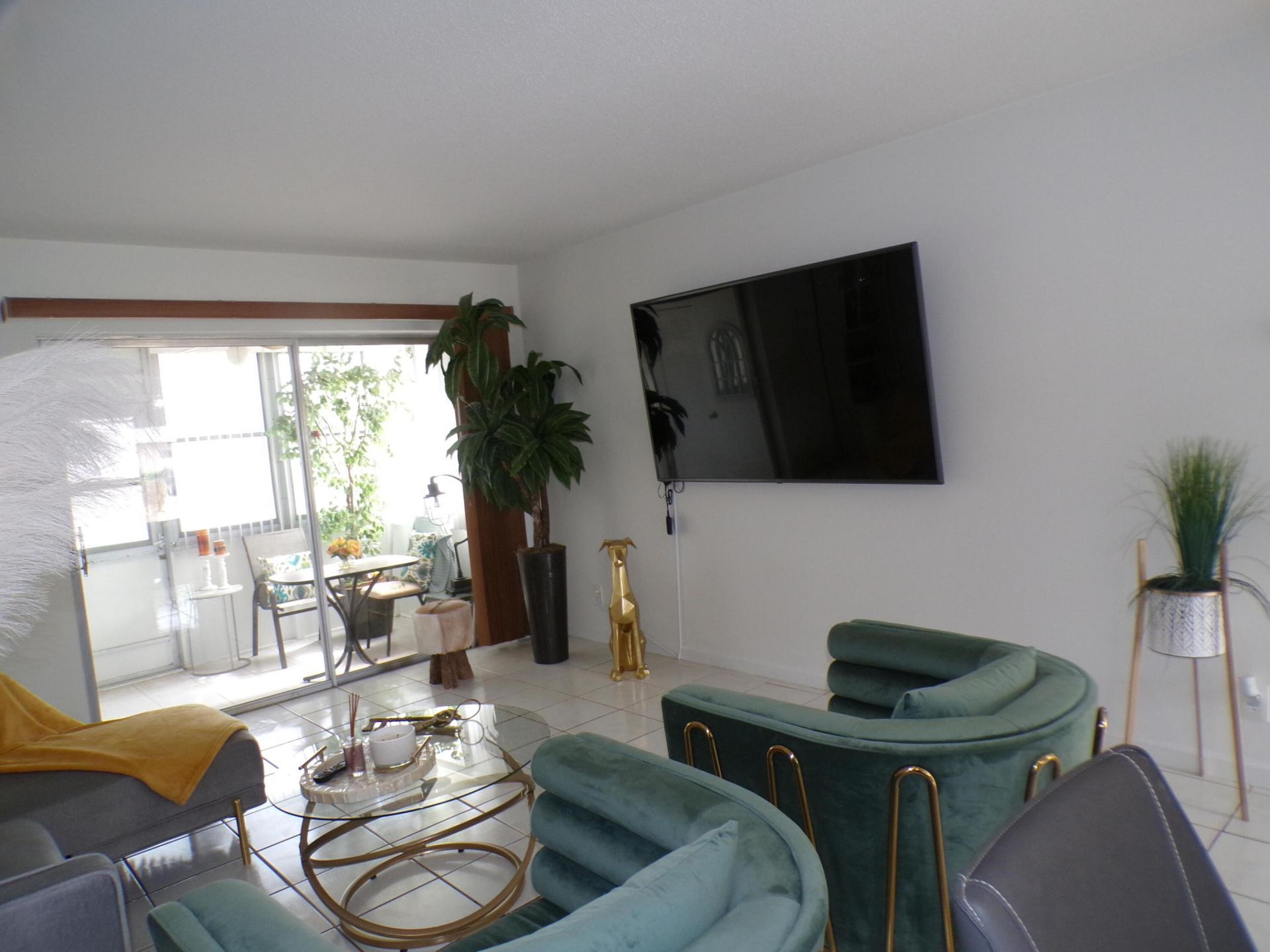 2965 Crosley Drive W, Unit B, West Palm Beach, FL 33415 Photo