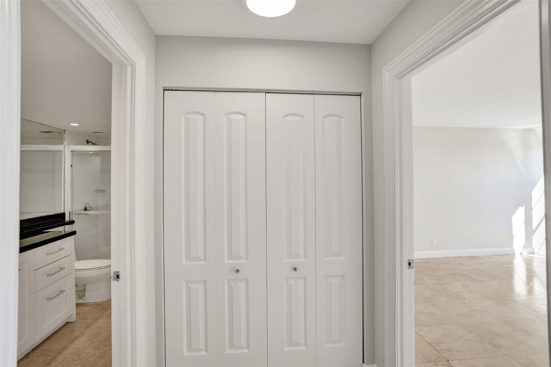 4 Royal Palm Way, Unit 503, Boca Raton, FL 33432 Photo