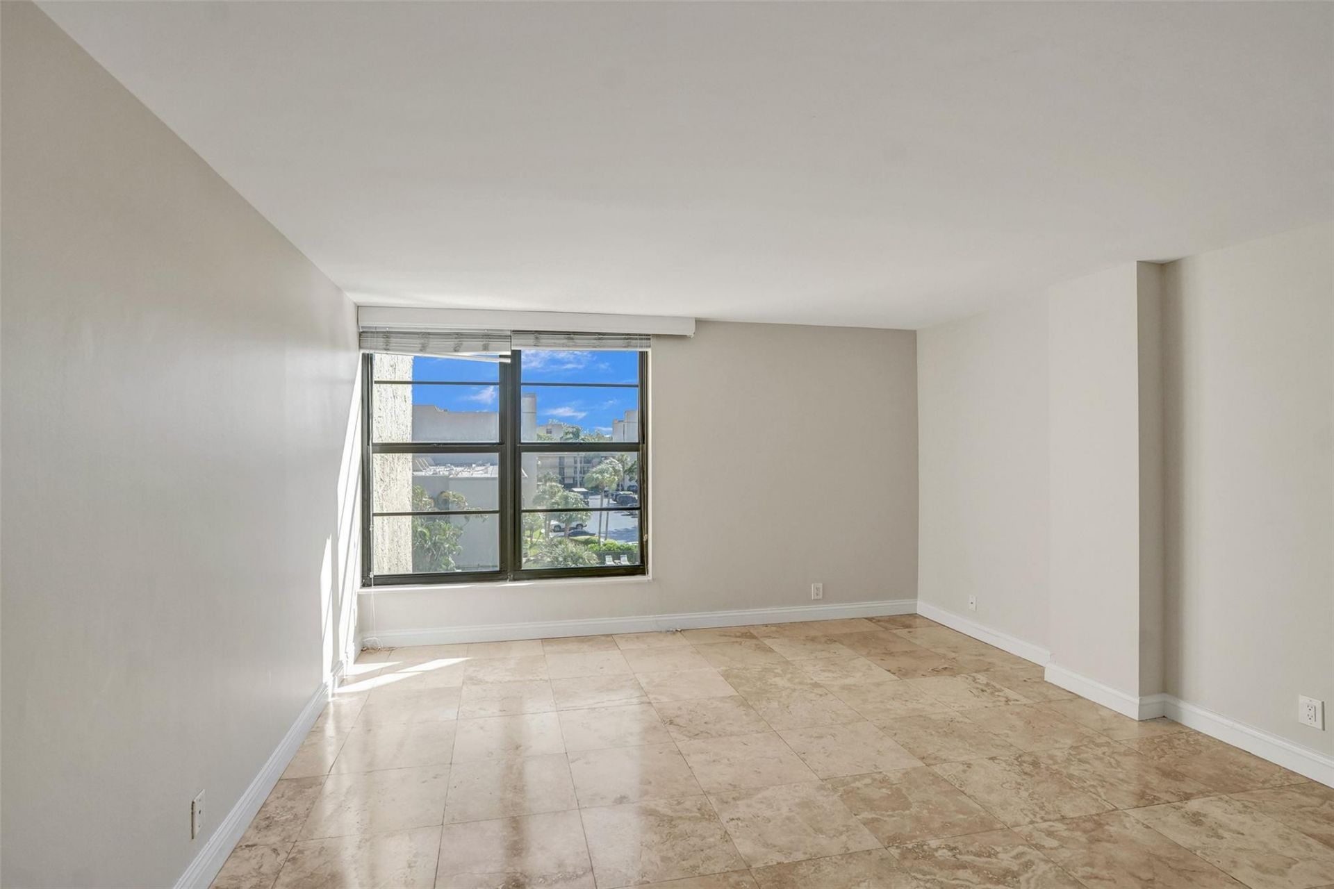 4 Royal Palm Way, Unit 503, Boca Raton, FL 33432 Photo