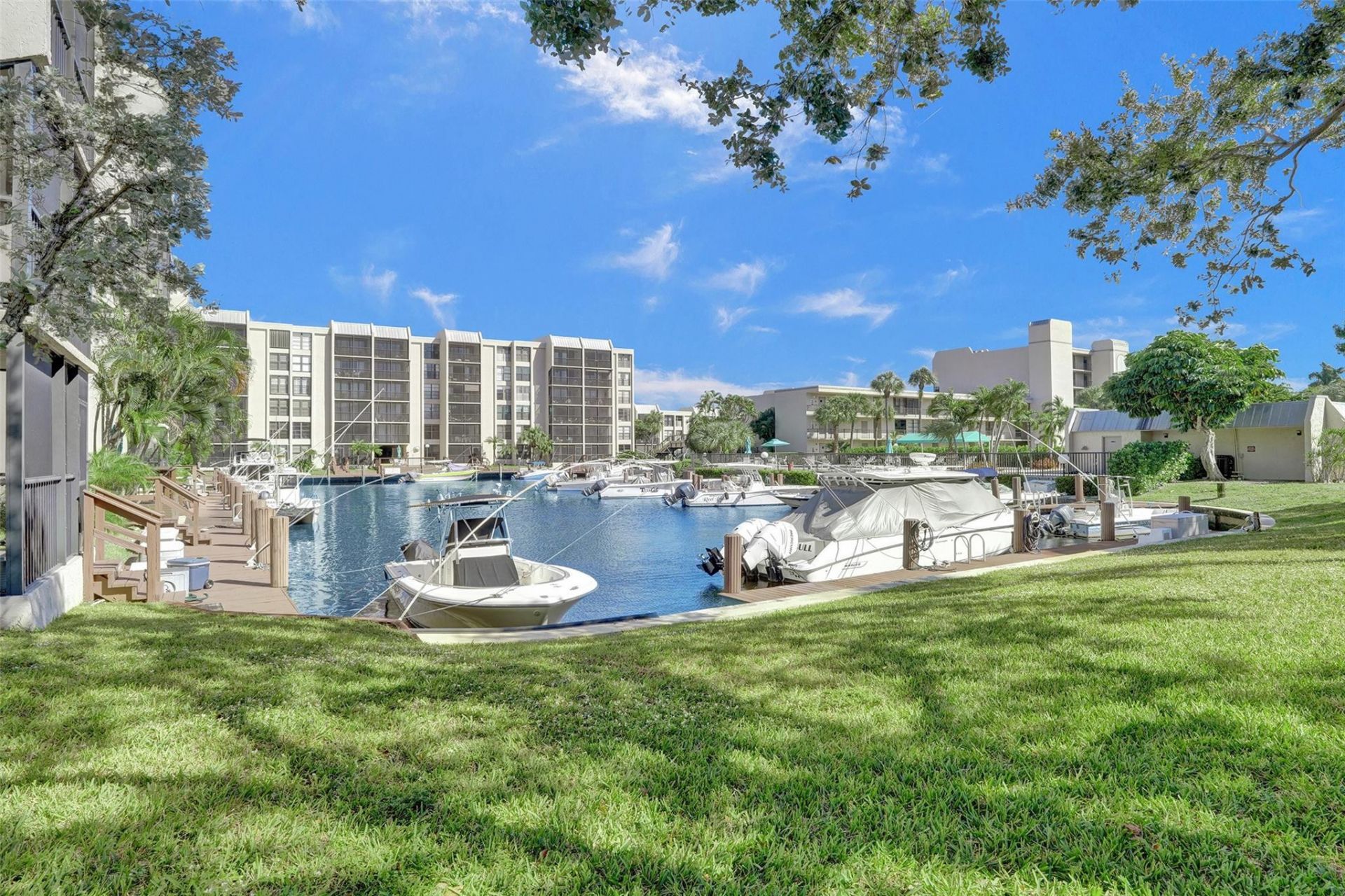 4 Royal Palm Way, Unit 503, Boca Raton, FL 33432 Photo