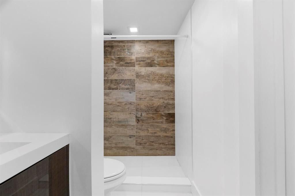 1439 S Ocean Boulevard, Unit 215, Pompano Beach, FL 33062 Photo