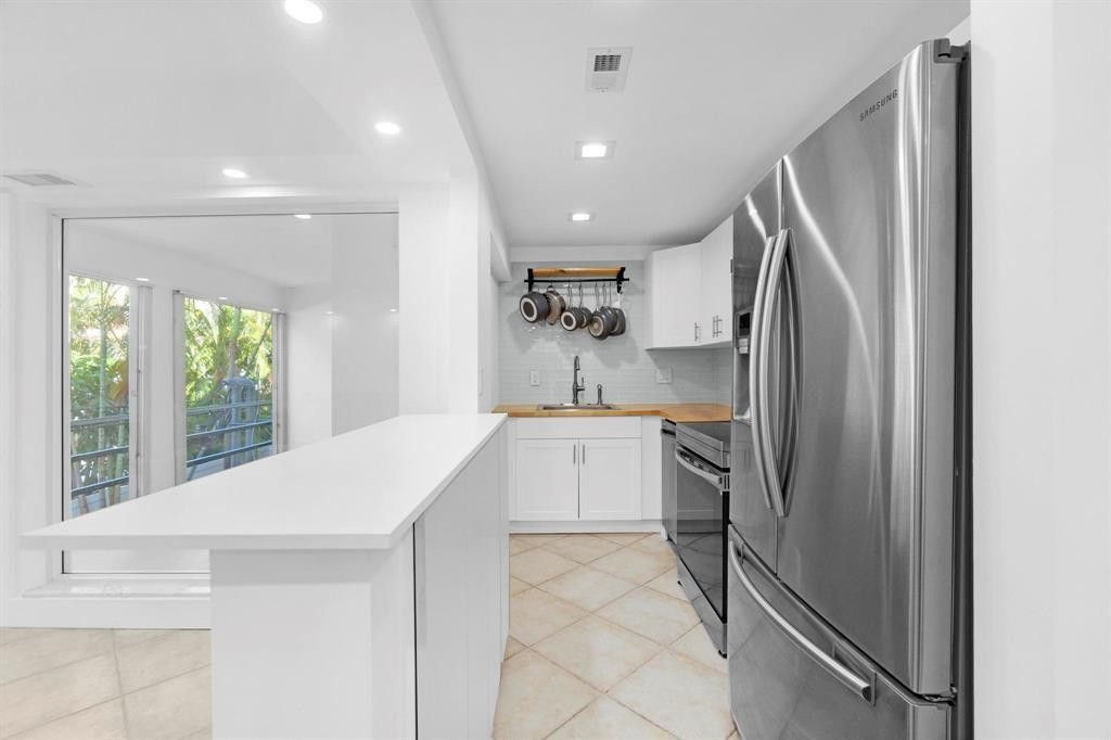 1439 S Ocean Boulevard, Unit 215, Pompano Beach, FL 33062 Photo