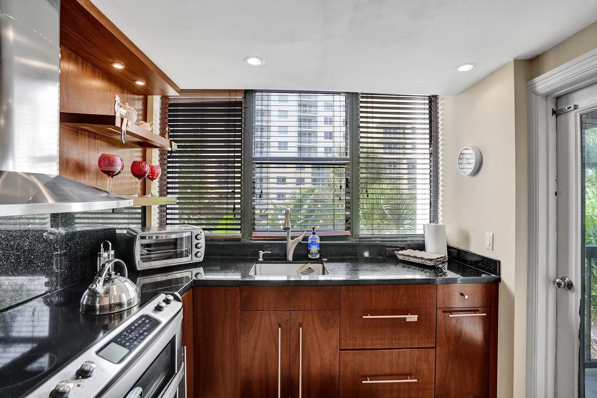 1361 S Ocean Bl, Unit 210, Pompano Beach, FL 33062 Photo