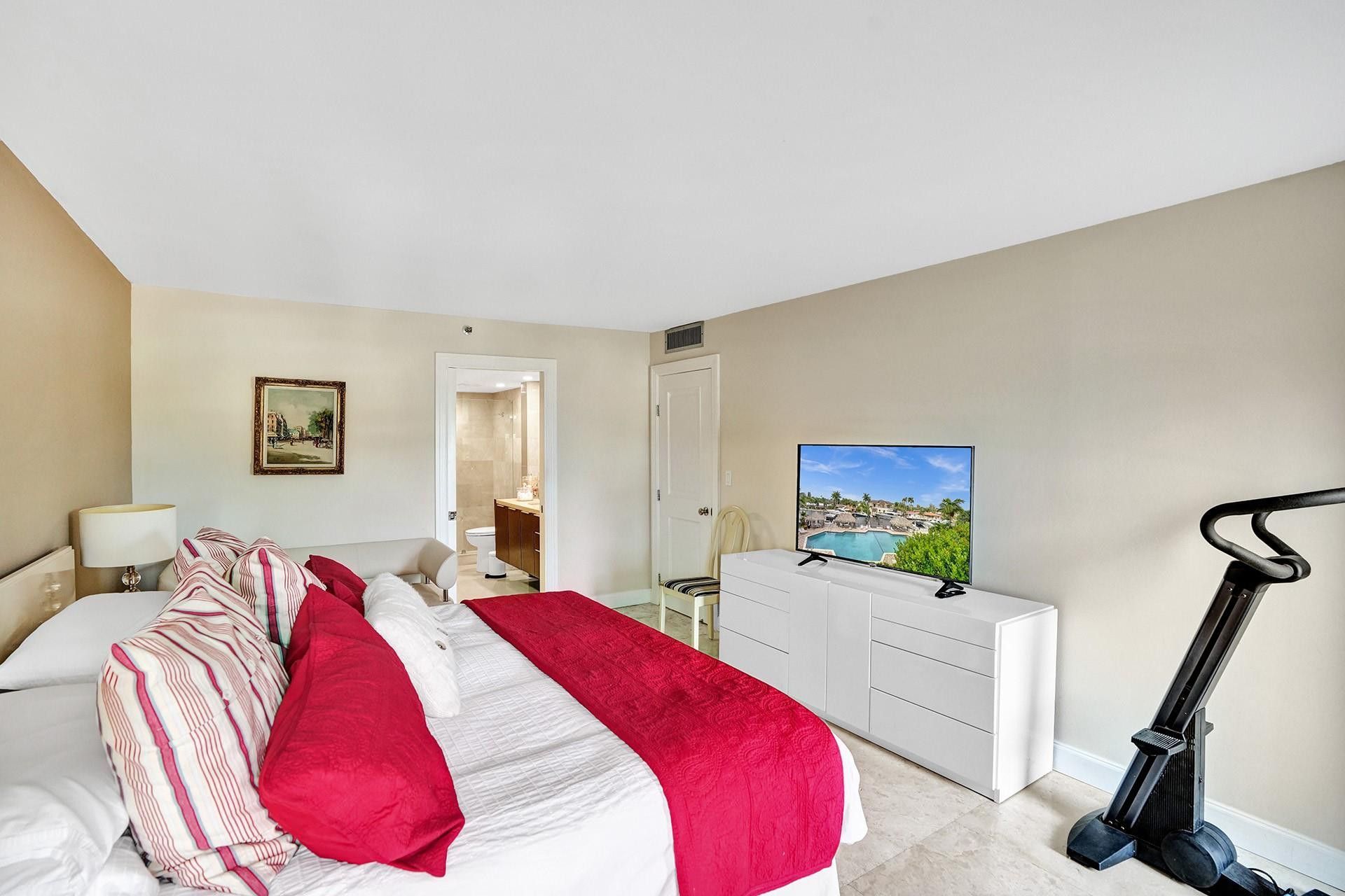 1361 S Ocean Bl, Unit 210, Pompano Beach, FL 33062 Photo