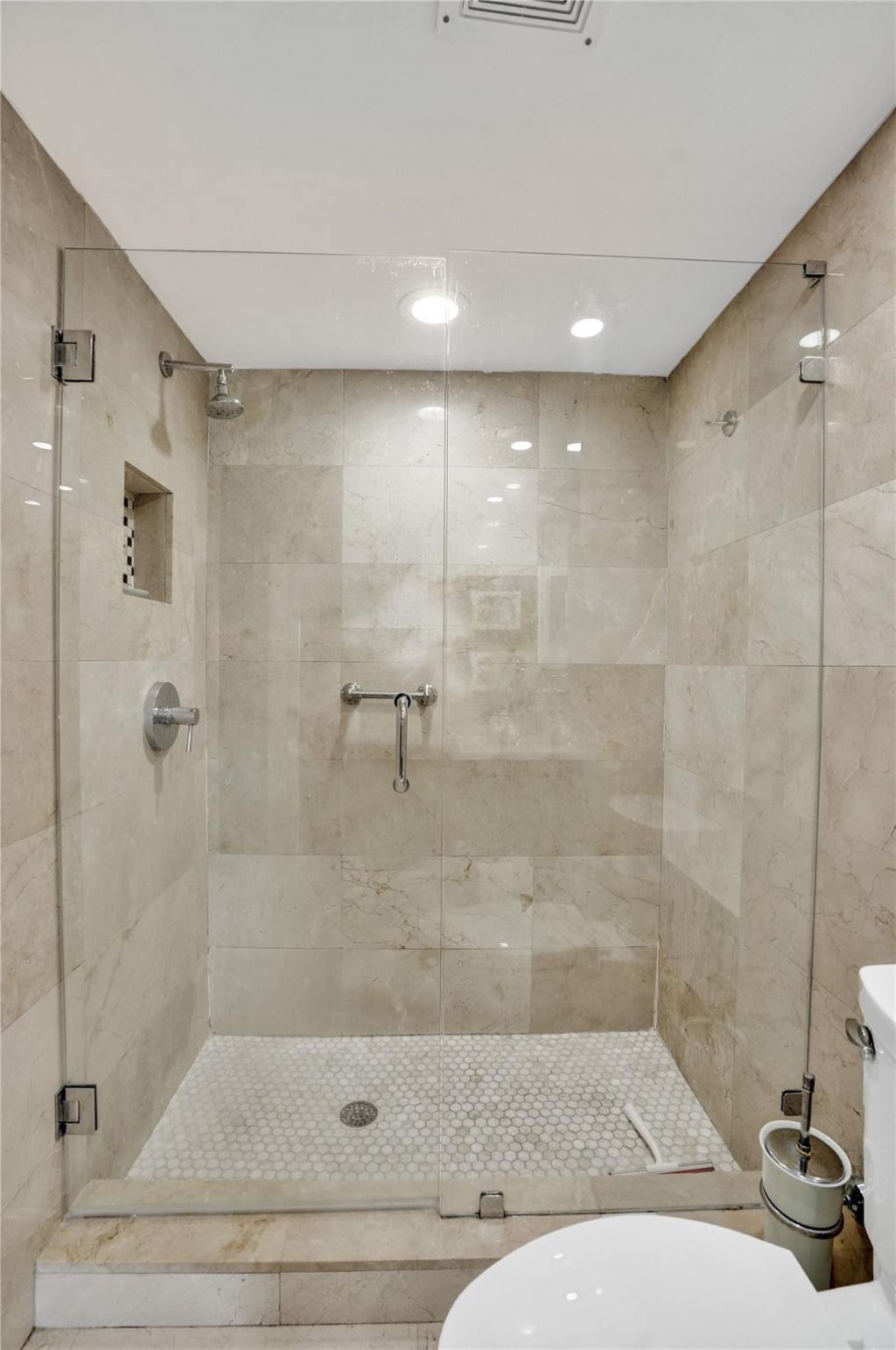 1361 S Ocean Bl, Unit 210, Pompano Beach, FL 33062 Photo