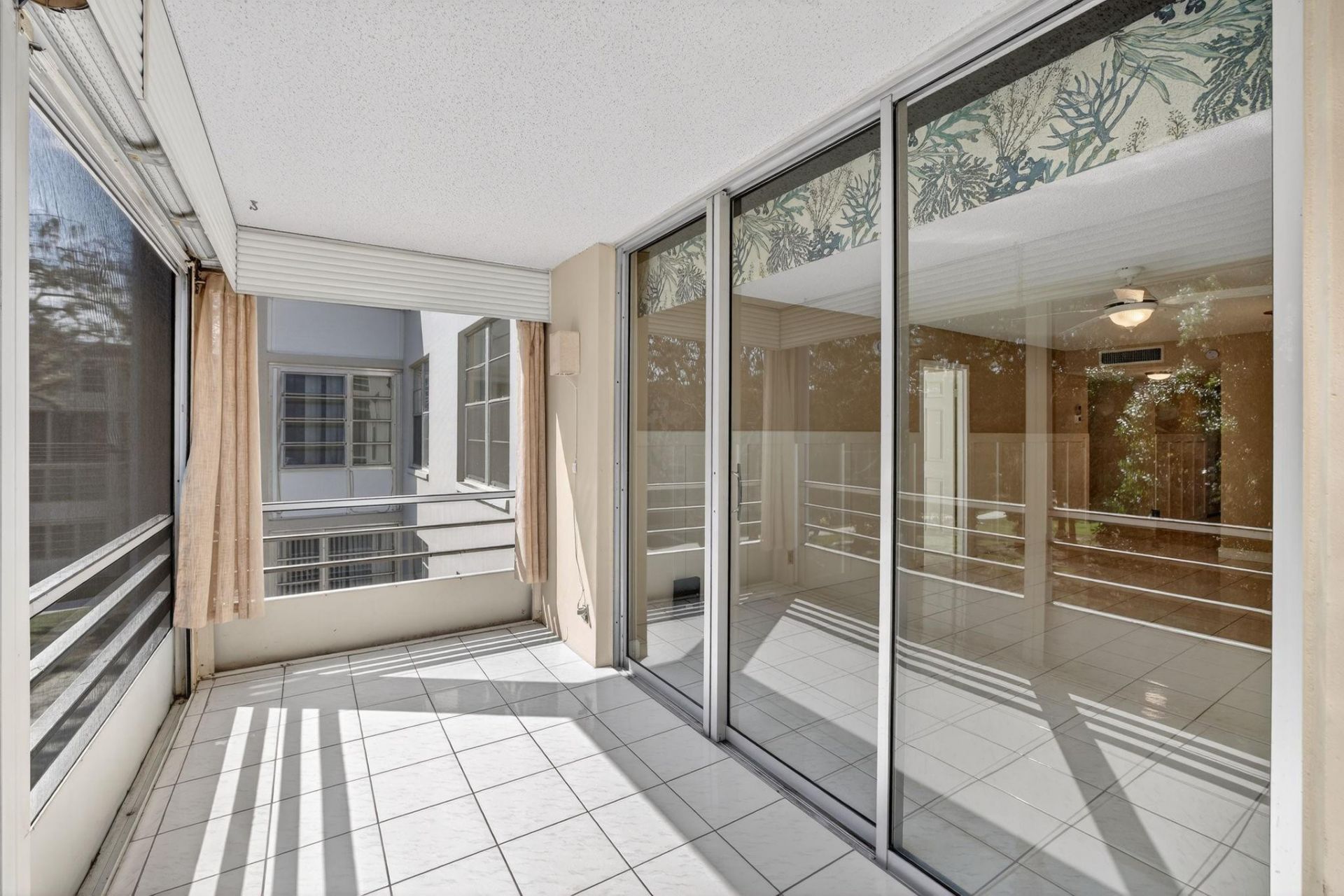 4898 NW 29th Ct, Unit 315, Lauderdale Lakes, FL 33313 Photo