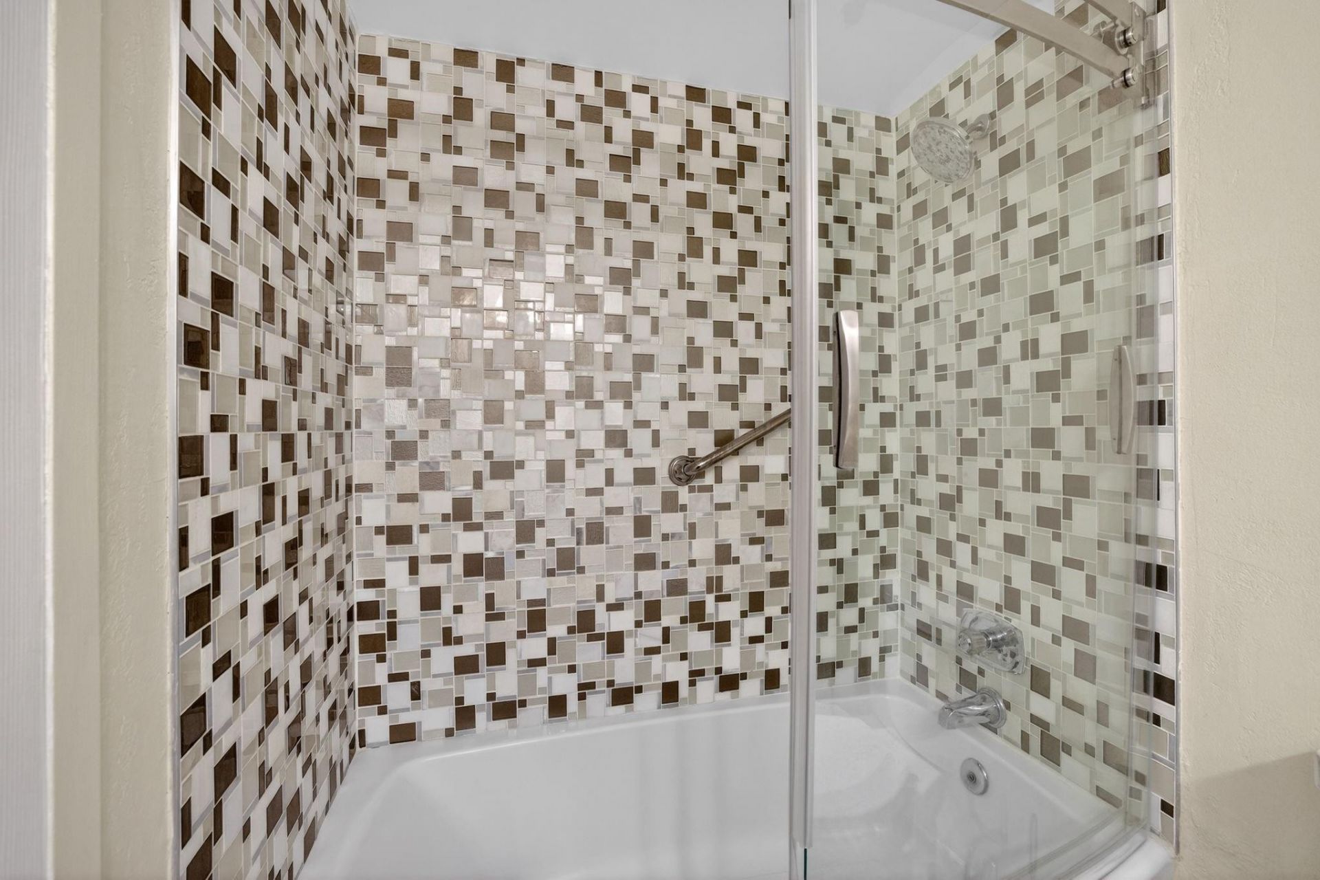 4898 NW 29th Ct, Unit 315, Lauderdale Lakes, FL 33313 Photo