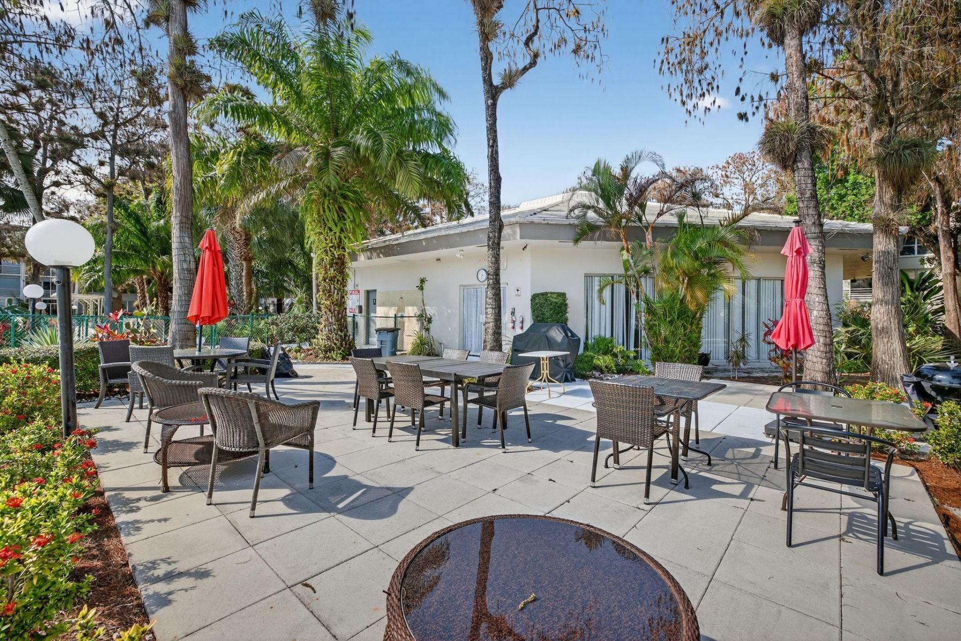 4898 NW 29th Ct, Unit 315, Lauderdale Lakes, FL 33313 Photo