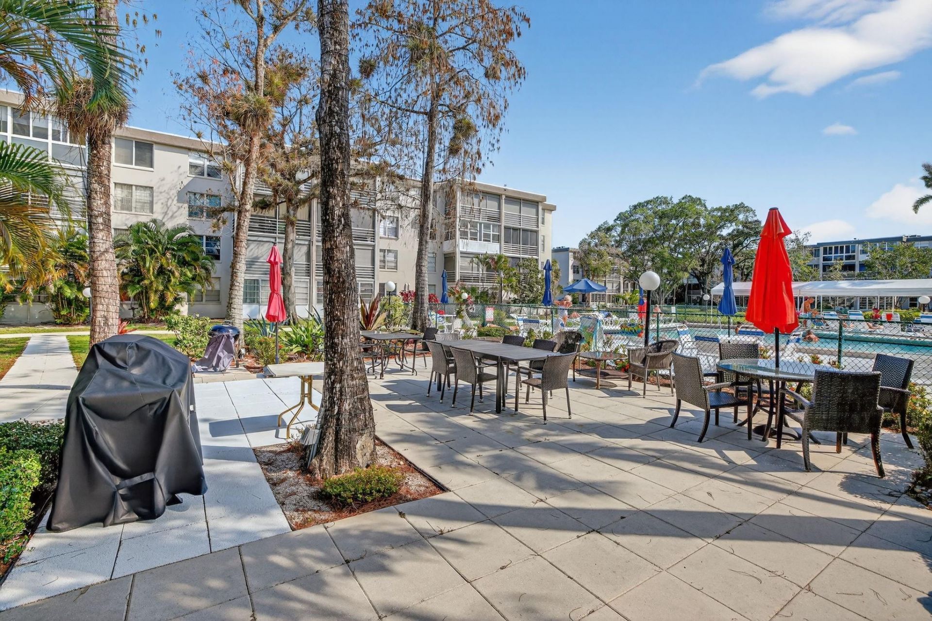 4898 NW 29th Ct, Unit 315, Lauderdale Lakes, FL 33313 Photo