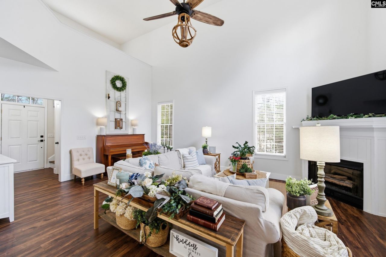 125 Mary Drive Photo 12