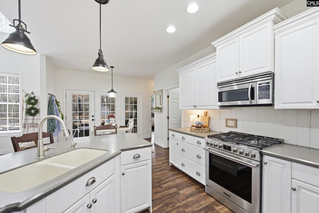 125 Mary Drive  Photo 19