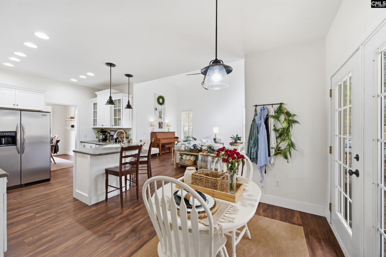 125 Mary Drive  Photo 22