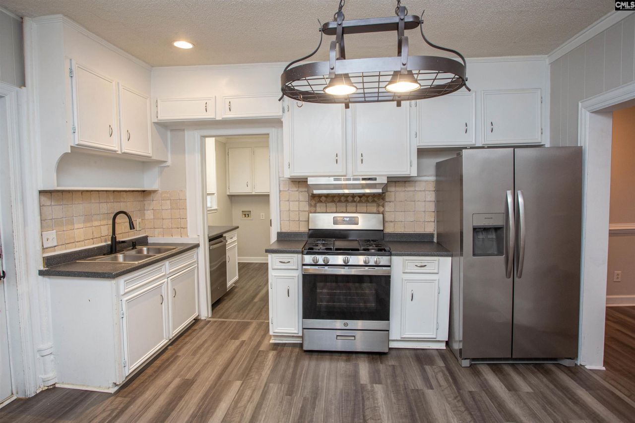 620 Mcrae Road  Photo 4