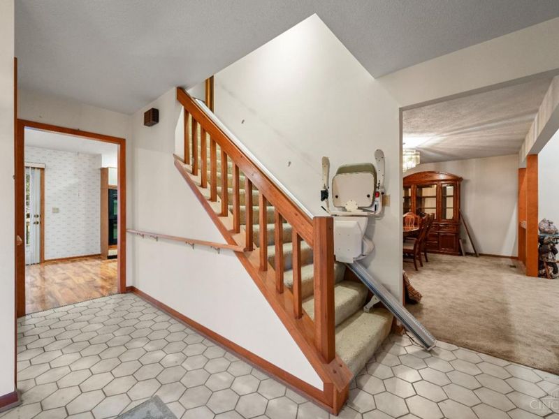 1749 Gloucester Drive, Fairfield, OH 45014 Photo 5