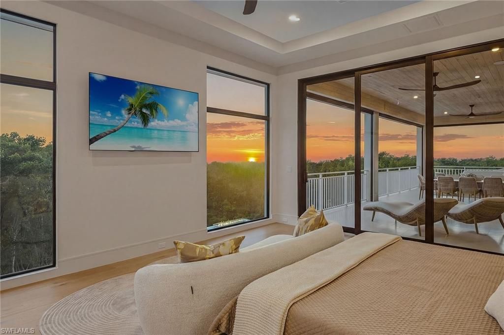 598 Spinnaker Dr, Marco Island, FL 34145 Photo