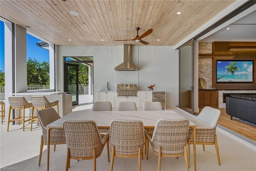 598 Spinnaker Dr, Marco Island, FL 34145 Photo